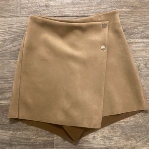 Zara skort